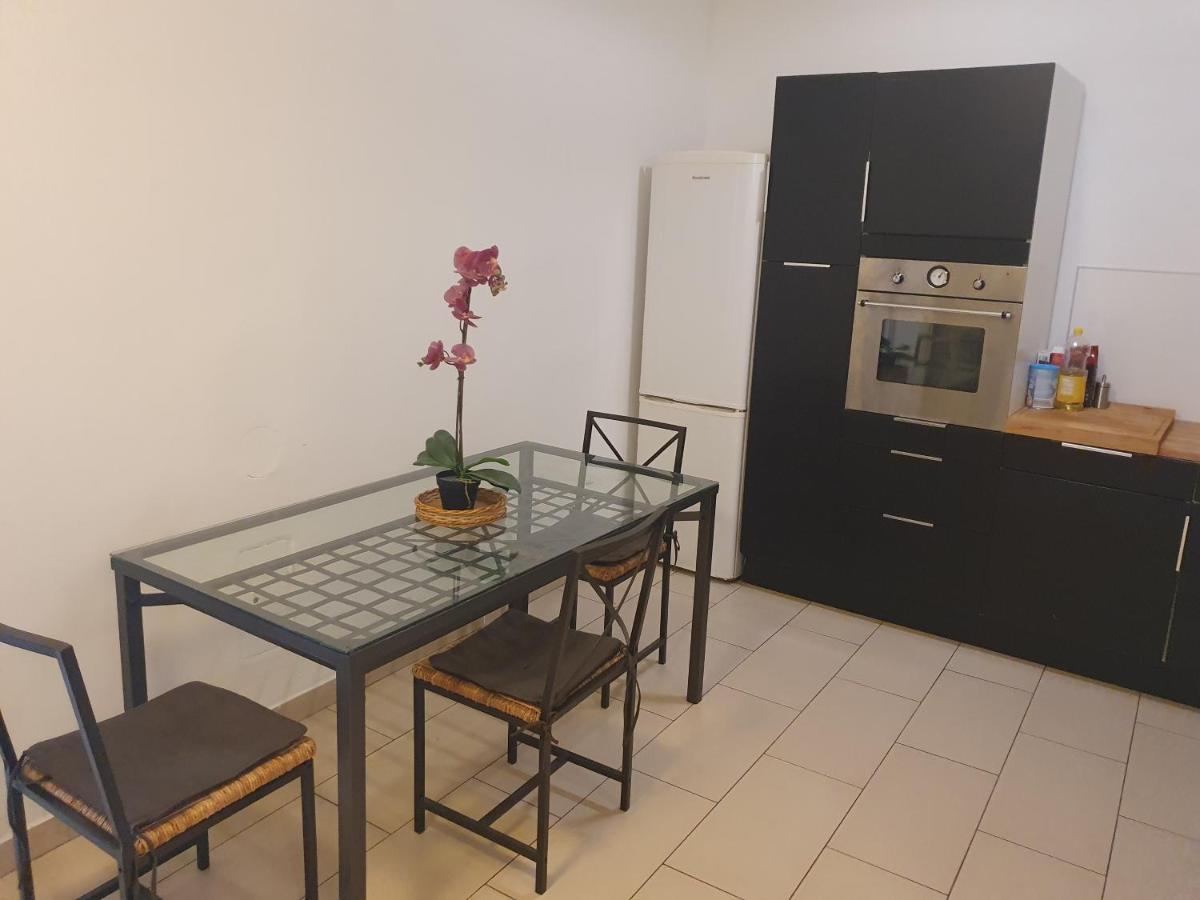 Spacious Apartment Near The Center فيينا المظهر الخارجي الصورة