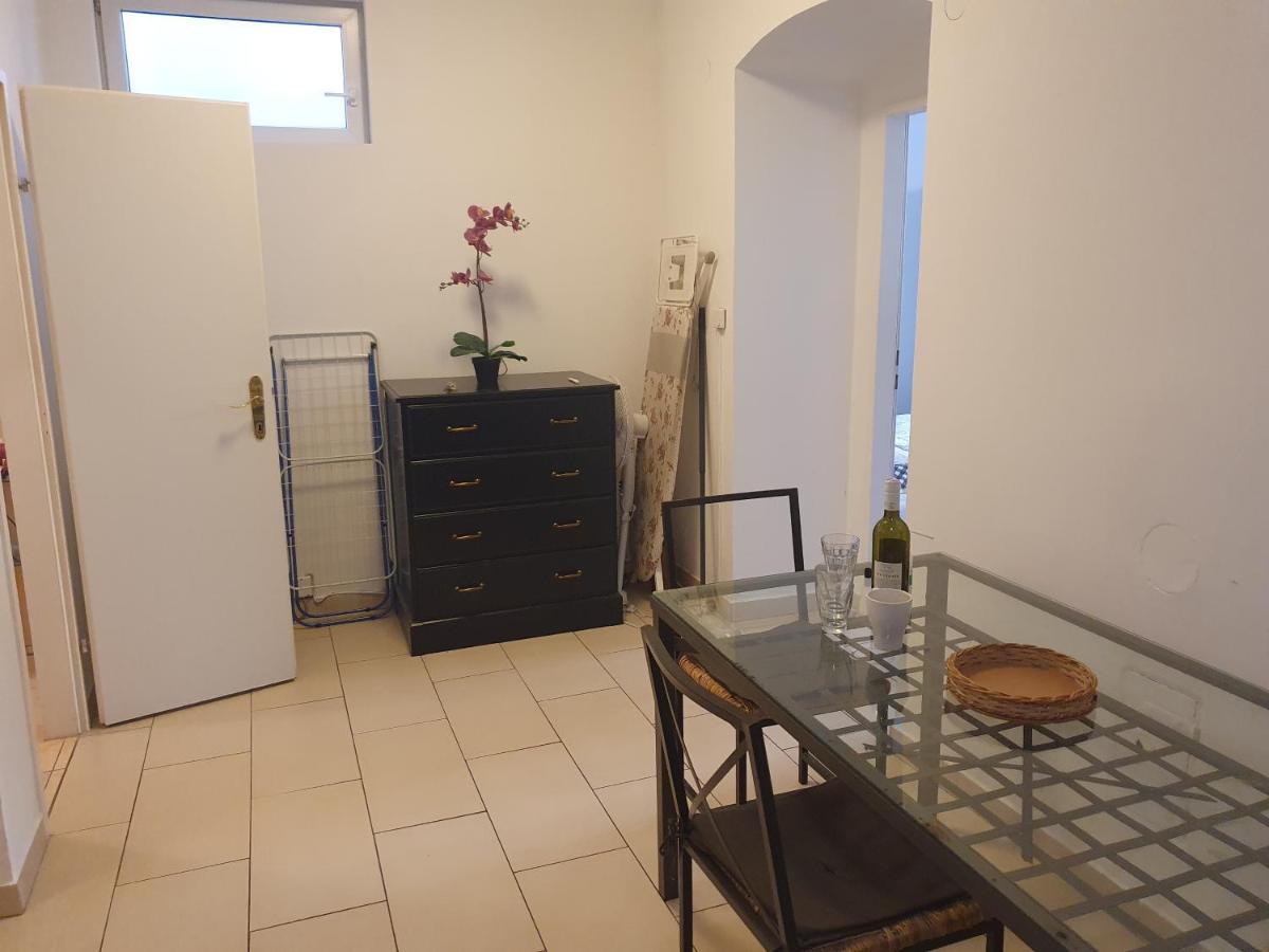 Spacious Apartment Near The Center فيينا المظهر الخارجي الصورة